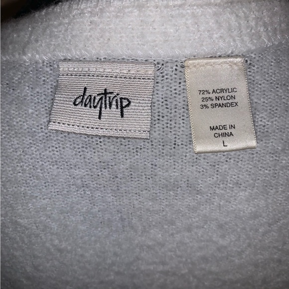 Buttery soft v neck multi-color cardigan. - Picture 3 of 3